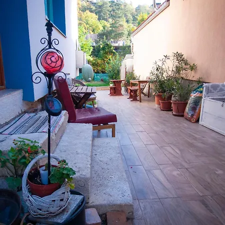 Guest house Makvirag - Es Szobak - Prepay Zebegeny